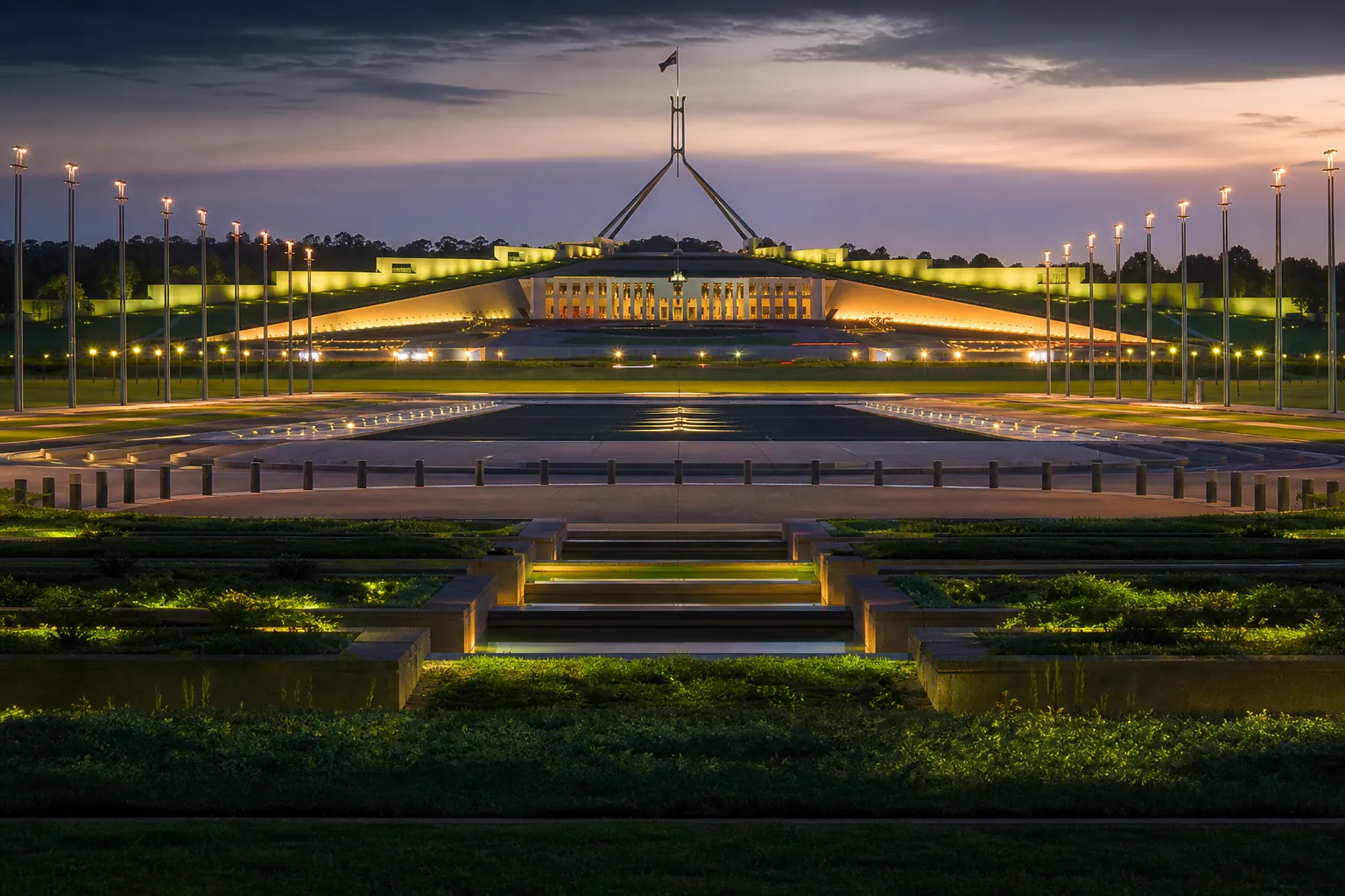 Editorial city guide graphic for Roo Casino readers in Canberra, ACT